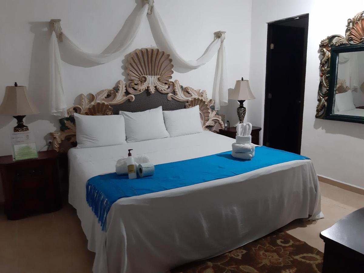 Hotel Palacio Canton Valladolid  Kültér fotó
